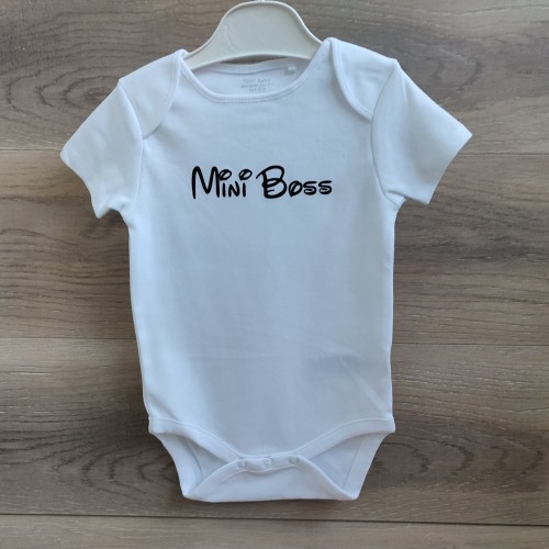 Купить оптом белый бодик "mini boss" 100% хлопок Купить оптом белый бодик "mini boss" 100% хлопок